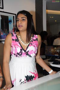 Shilpa Reddy's Rewania Boutique Launch