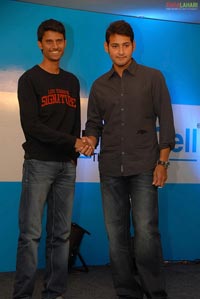 Mahesh Babu at Univercell