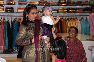 Neeru's Dilsukhnagar Outlet Launch