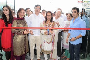 Neeru's Dilsukhnagar Outlet Launch