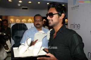 Varun Sandesh Launches Men's Platinum Collection at Malabar Jewellers