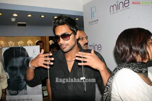 Varun Sandesh Launches Men's Platinum Collection at Malabar Jewellers