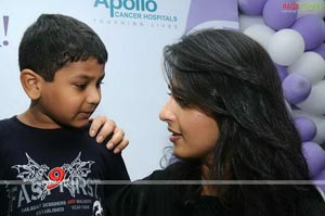 Anushka at Cancer Hospital