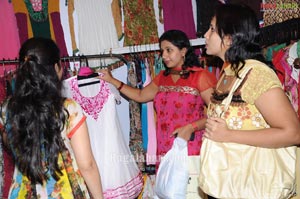 Pinky Reddy Inagurates Khwaish Exhibition at Taj Krishna