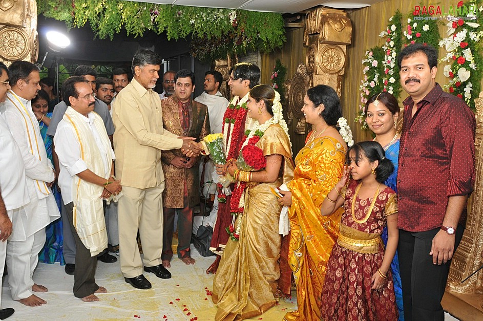 Sowbhagyalakshmi-Sravankumar Marriage