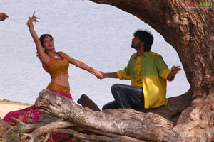 Allari Naresh, Srinivas Avasarala, Madhurima