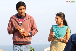 Varun Sandesh, Vegha, Saranya Mohan