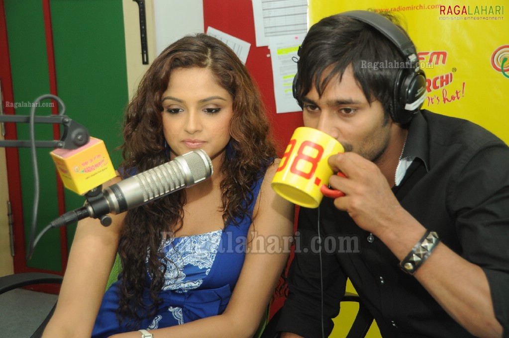 Varun Sandesh & Asmita Sood at Radio Mirchi