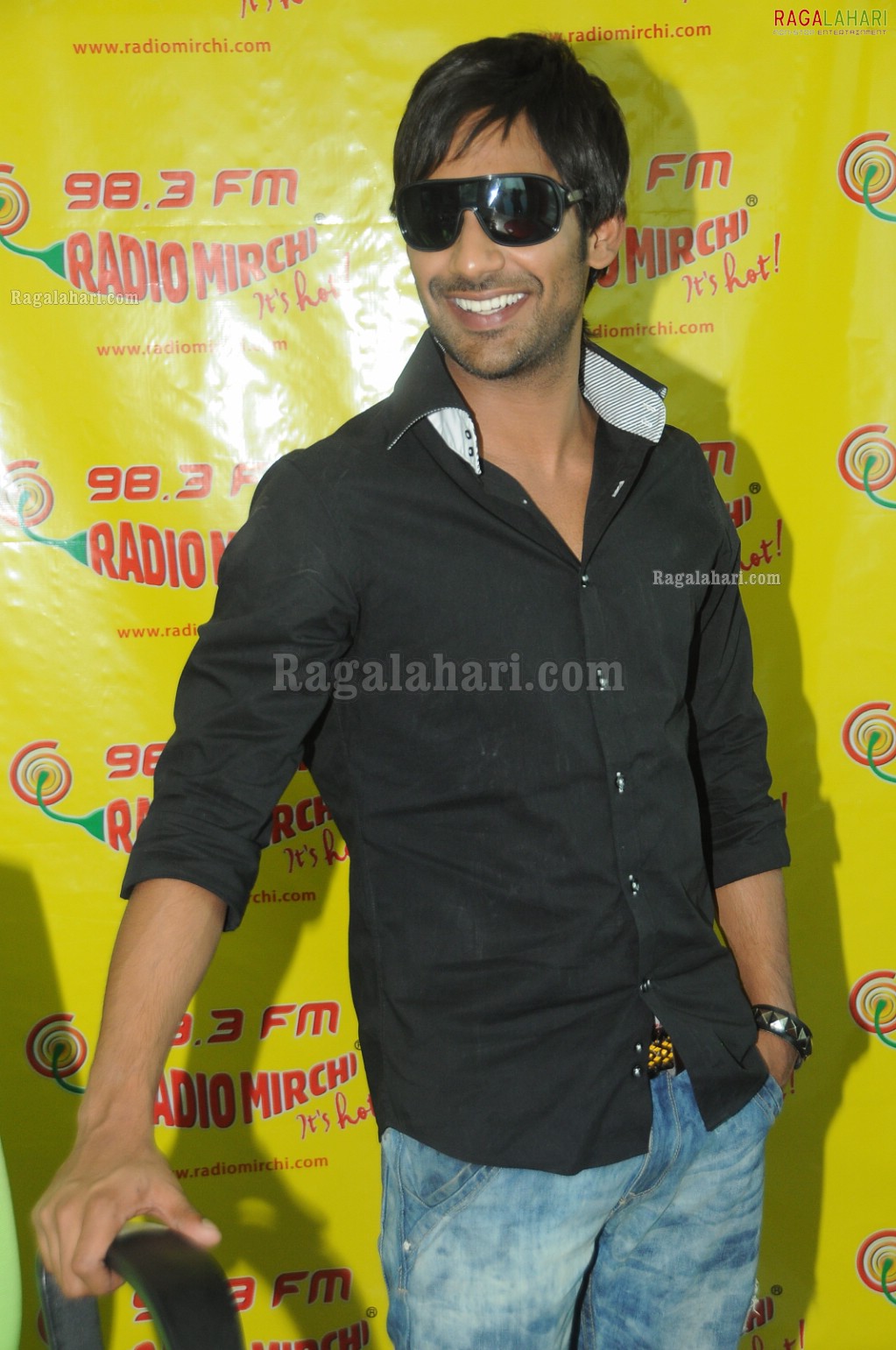 Varun Sandesh & Asmita Sood at Radio Mirchi