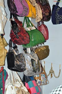 Saloni Launches Desire Exhibition at Taj Krishna