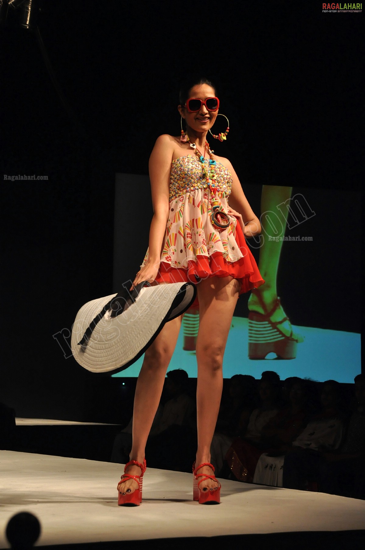 Calantha 2011 - Hamstech Fashion Show