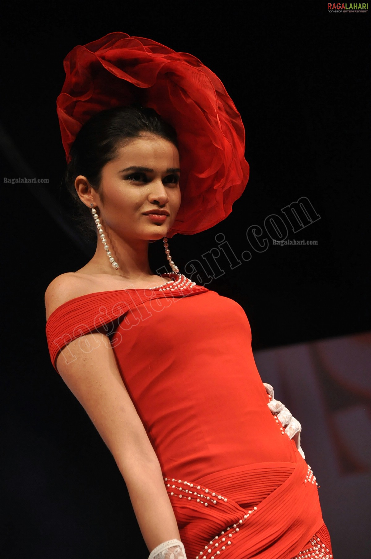 Calantha 2011 - Hamstech Fashion Show