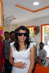 Priya Anand, Tashu Kaushik Launches Homeo Care International at Rajahmundry