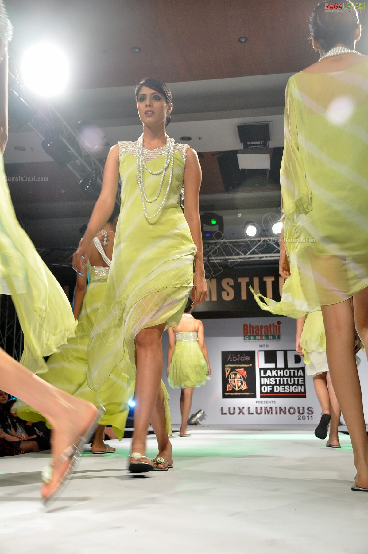 LID's Mega Fashion Show Luxluminous 2011