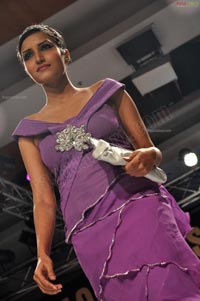 Lakhotia Institute of Design's Mega Fashion Show Luxluminous 2011