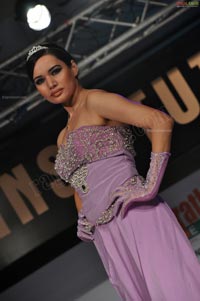 Lakhotia Institute of Design's Mega Fashion Show Luxluminous 2011