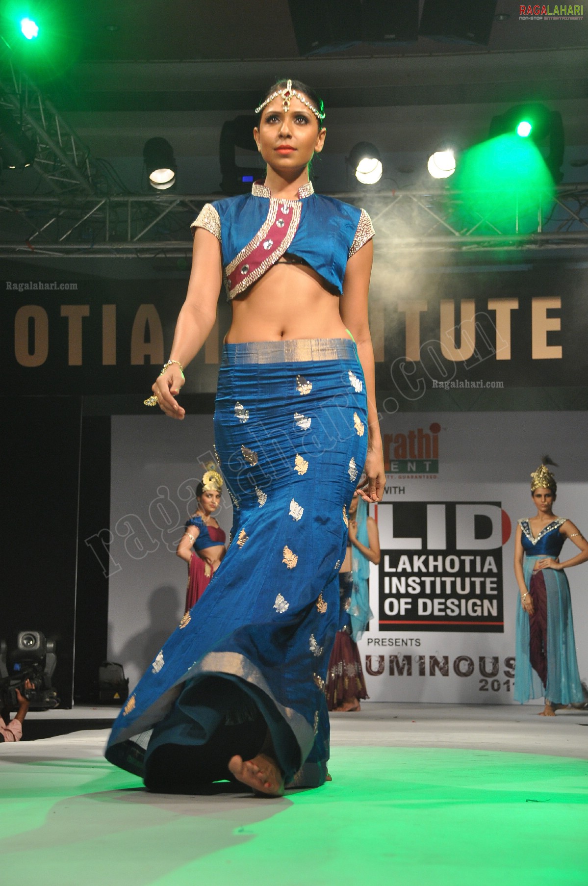 LID's Mega Fashion Show Luxluminous 2011