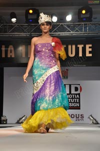 Lakhotia Institute of Design's Mega Fashion Show Luxluminous 2011