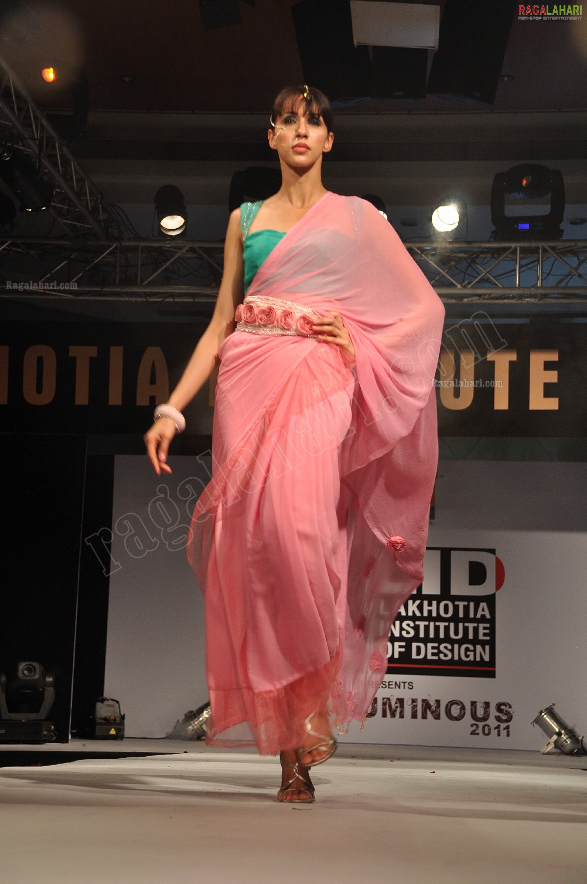 LID's Mega Fashion Show Luxluminous 2011