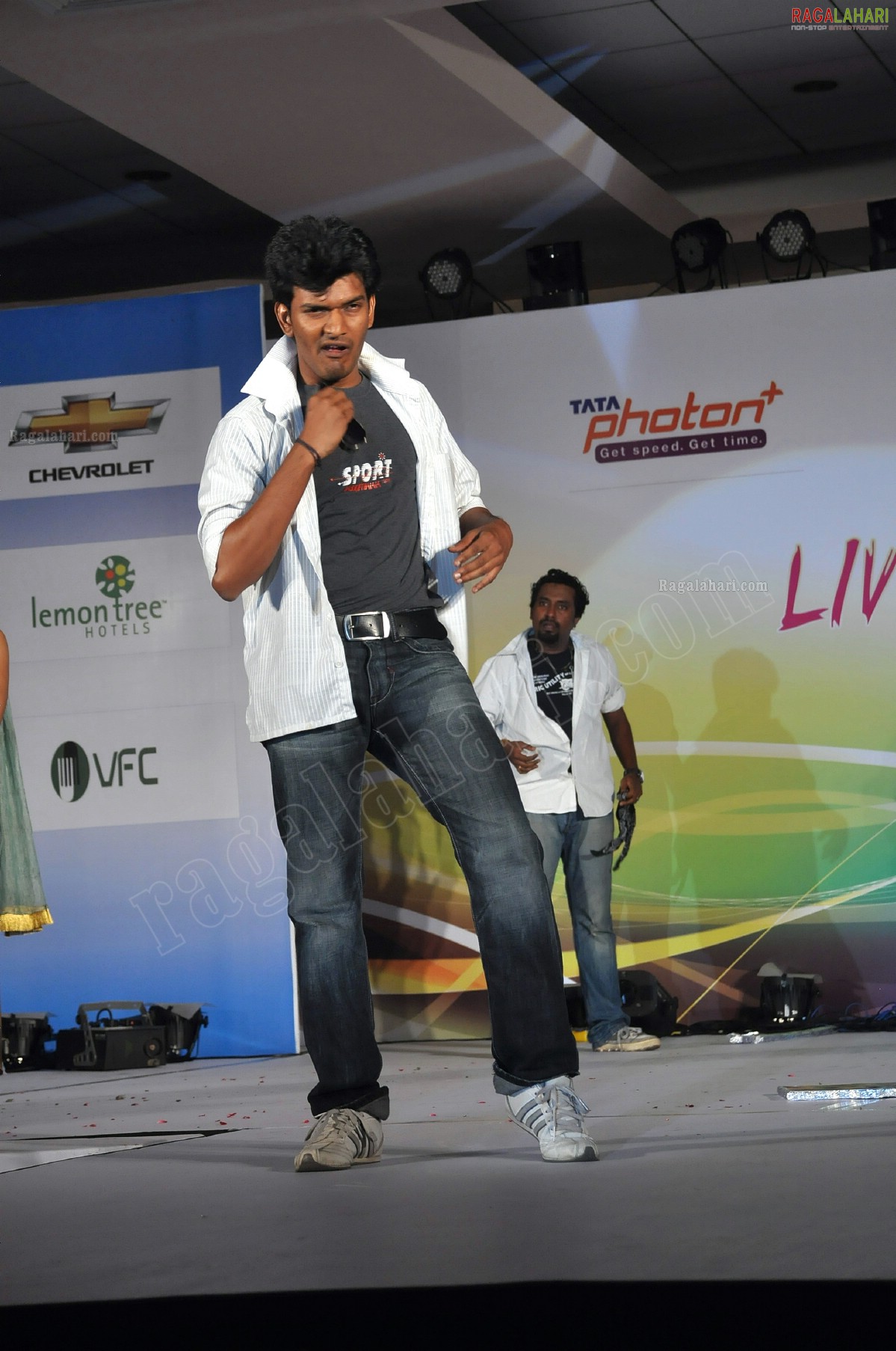 'Livewire 2011' Rocks Ascendas Parks