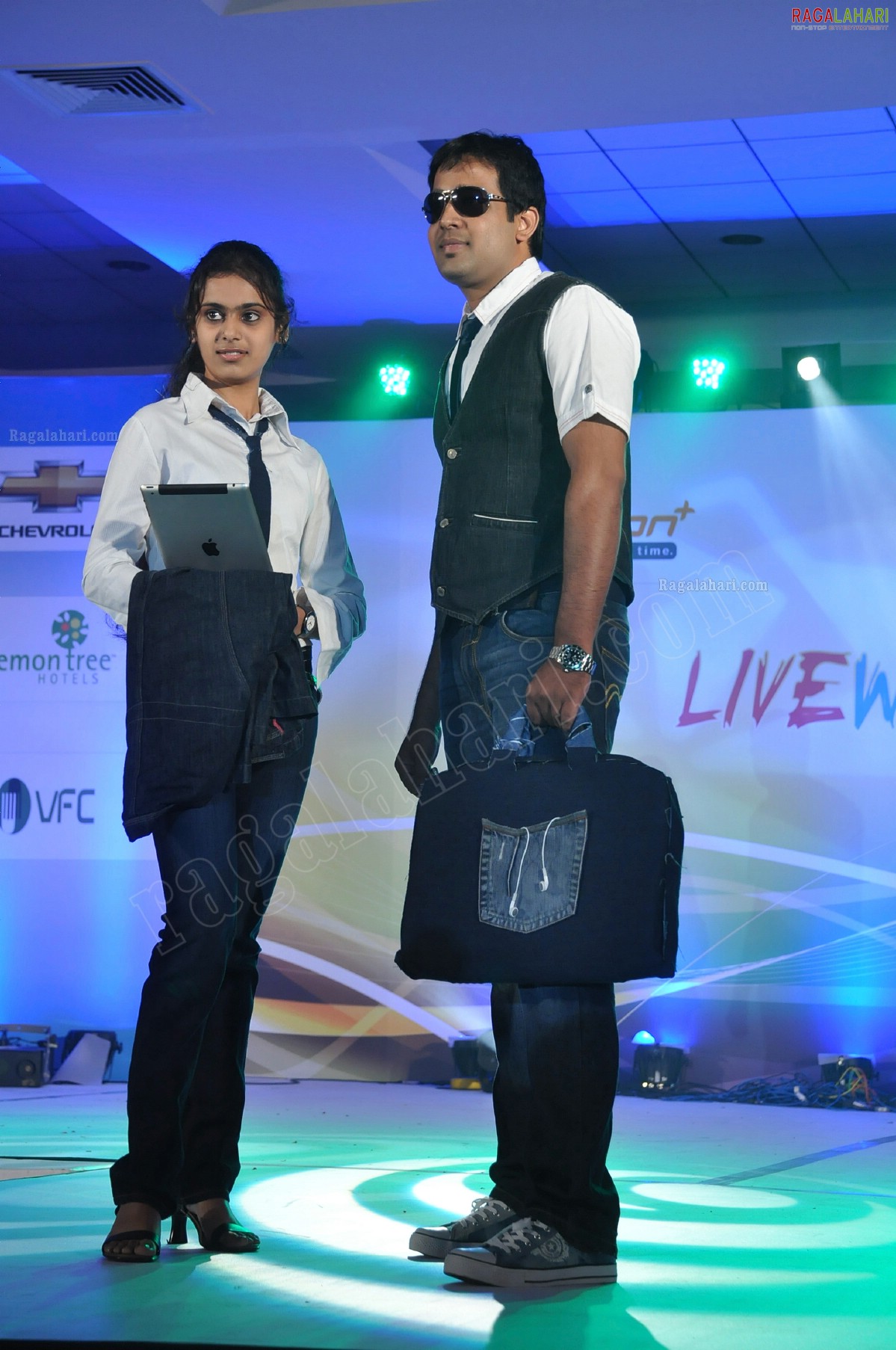 'Livewire 2011' Rocks Ascendas Parks