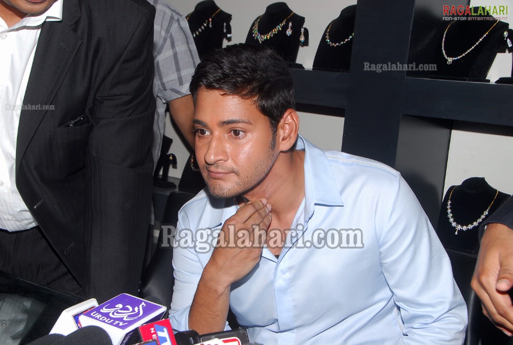 Mahesh Babu launches Jos Alukkas