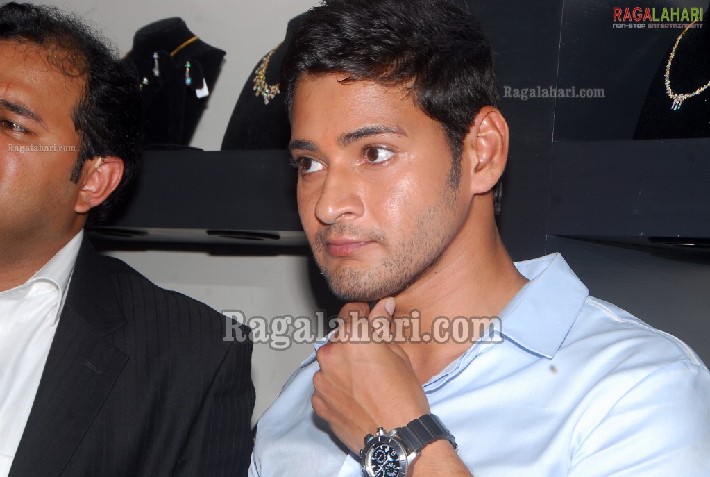 Mahesh Babu launches Jos Alukkas