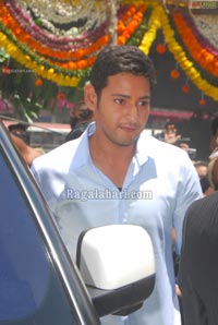 Mahesh Babu Launches Jos Alukkas at Punjagutta