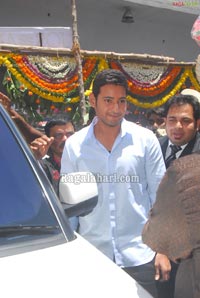 Mahesh Babu Launches Jos Alukkas at Punjagutta