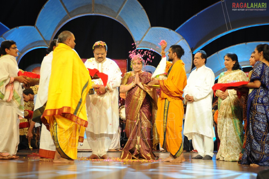 SP Balasubrahmanyam Conferred with Bala Gandharvam