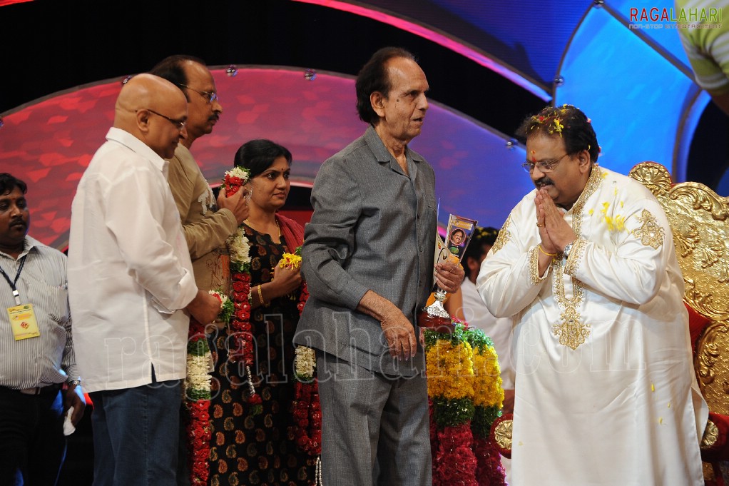 SP Balasubrahmanyam Conferred with Bala Gandharvam