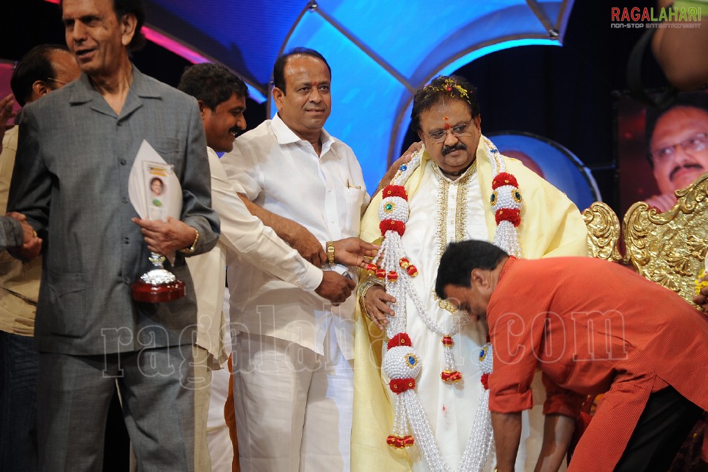 SP Balasubrahmanyam Conferred with Bala Gandharvam