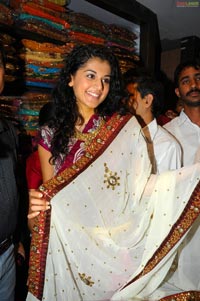 Taapsee Launches CHandana Exclusive at Hitech City