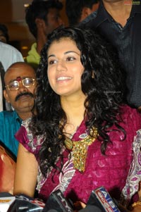 Taapsee Launches CHandana Exclusive at Hitech City