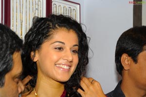 Taapsee Launches CHandana Exclusive at Hitech City