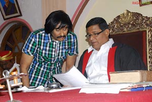 Harinath Policharla, Gowri Pandit