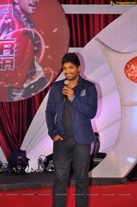 Allu Arjun meets the winners of Star Jalsa for Colgate Max Fresh