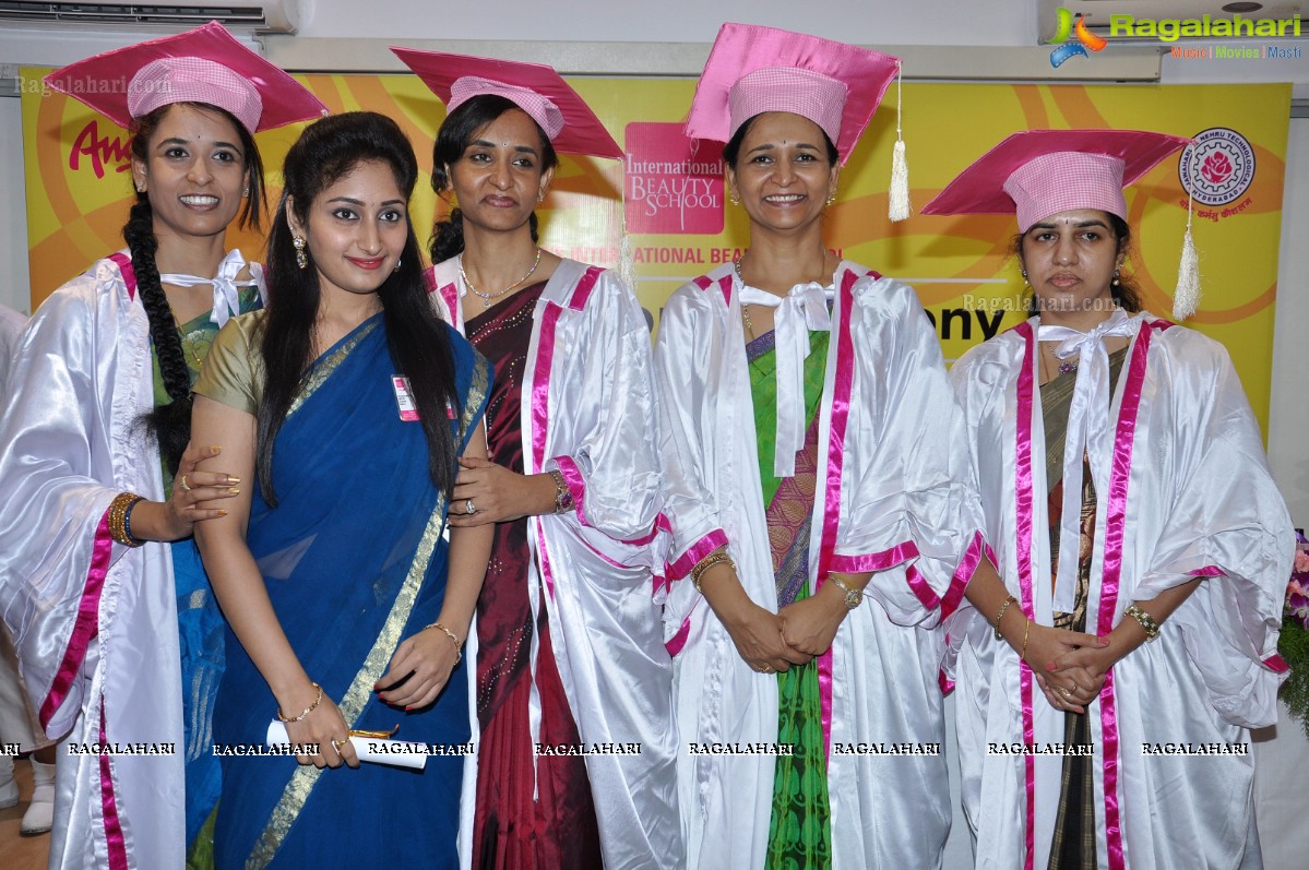 Anoo's International Beauty School celebrates 6th Convocation