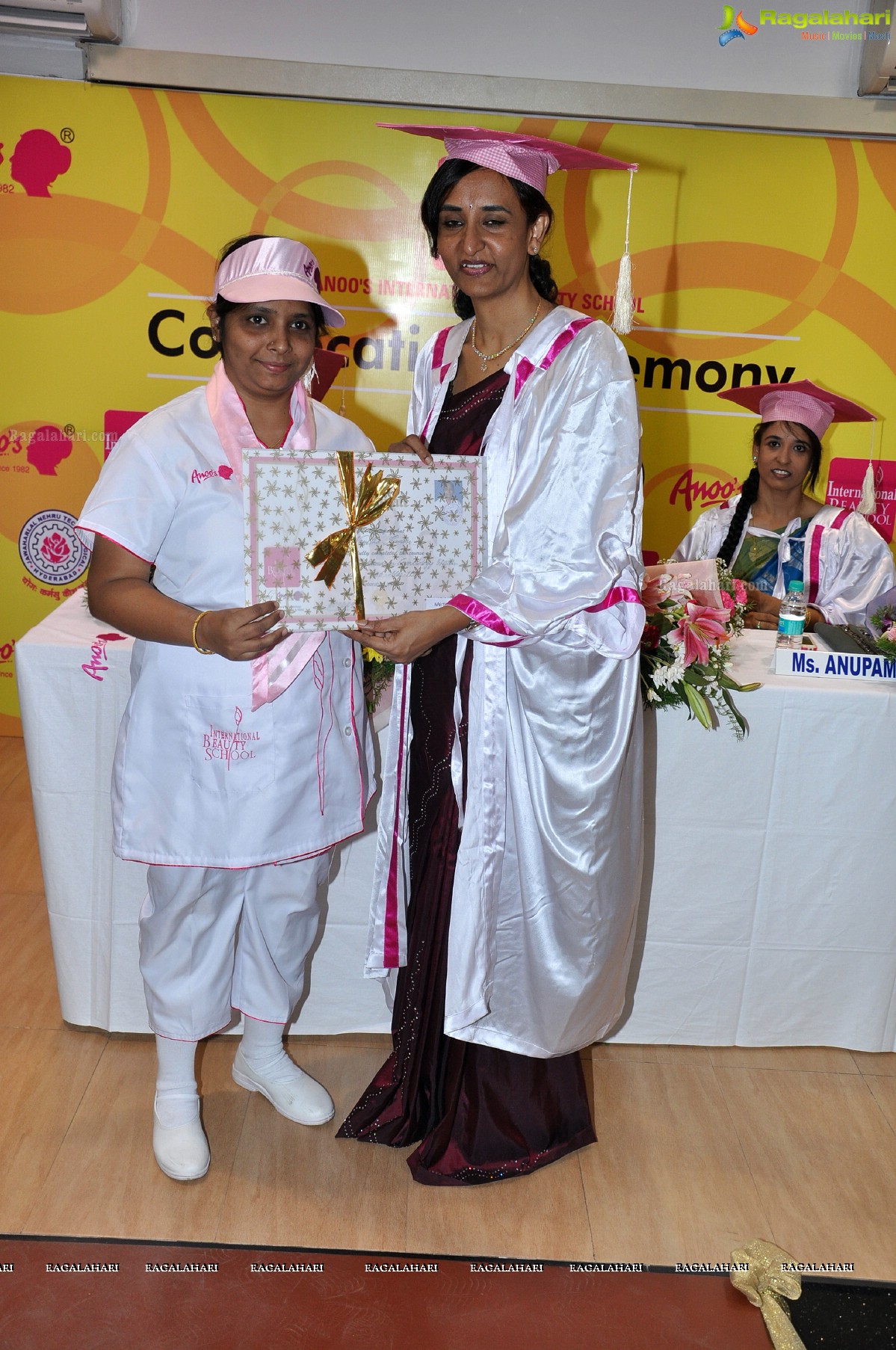 Anoo's International Beauty School celebrates 6th Convocation