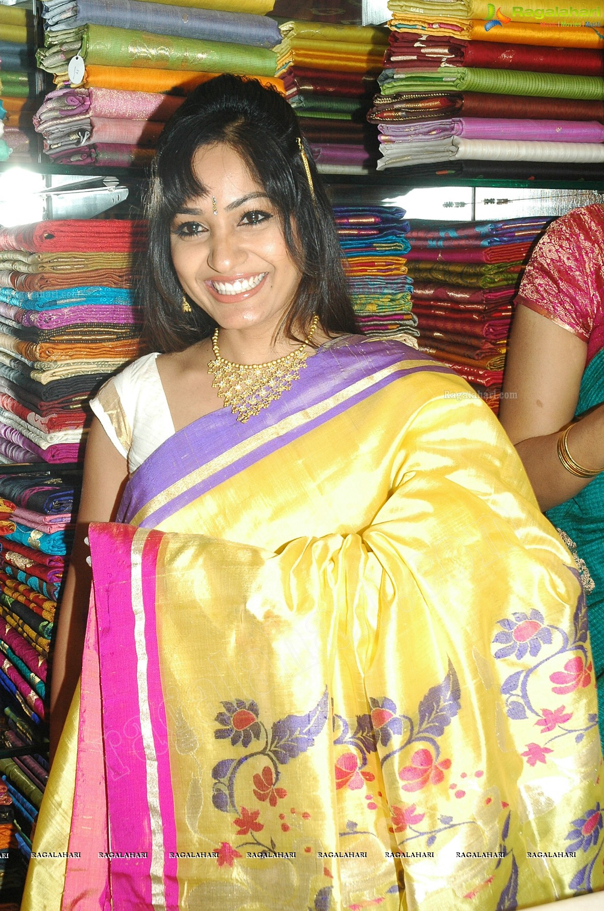 Madhavi Latha at Sreeja Fashions First Anniversary Discount Sale