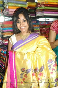 Madhavi Latha at Sreeja Fashions, Hyderabad