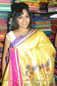 Madhavi Latha at Sreeja Fashions, Hyderabad