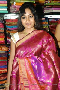 Madhavi Latha at Sreeja Fashions, Hyderabad