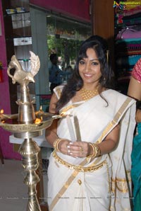 Madhavi Latha at Sreeja Fashions, Hyderabad