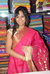 Madhavi Latha at Sreeja Fashions, Hyderabad