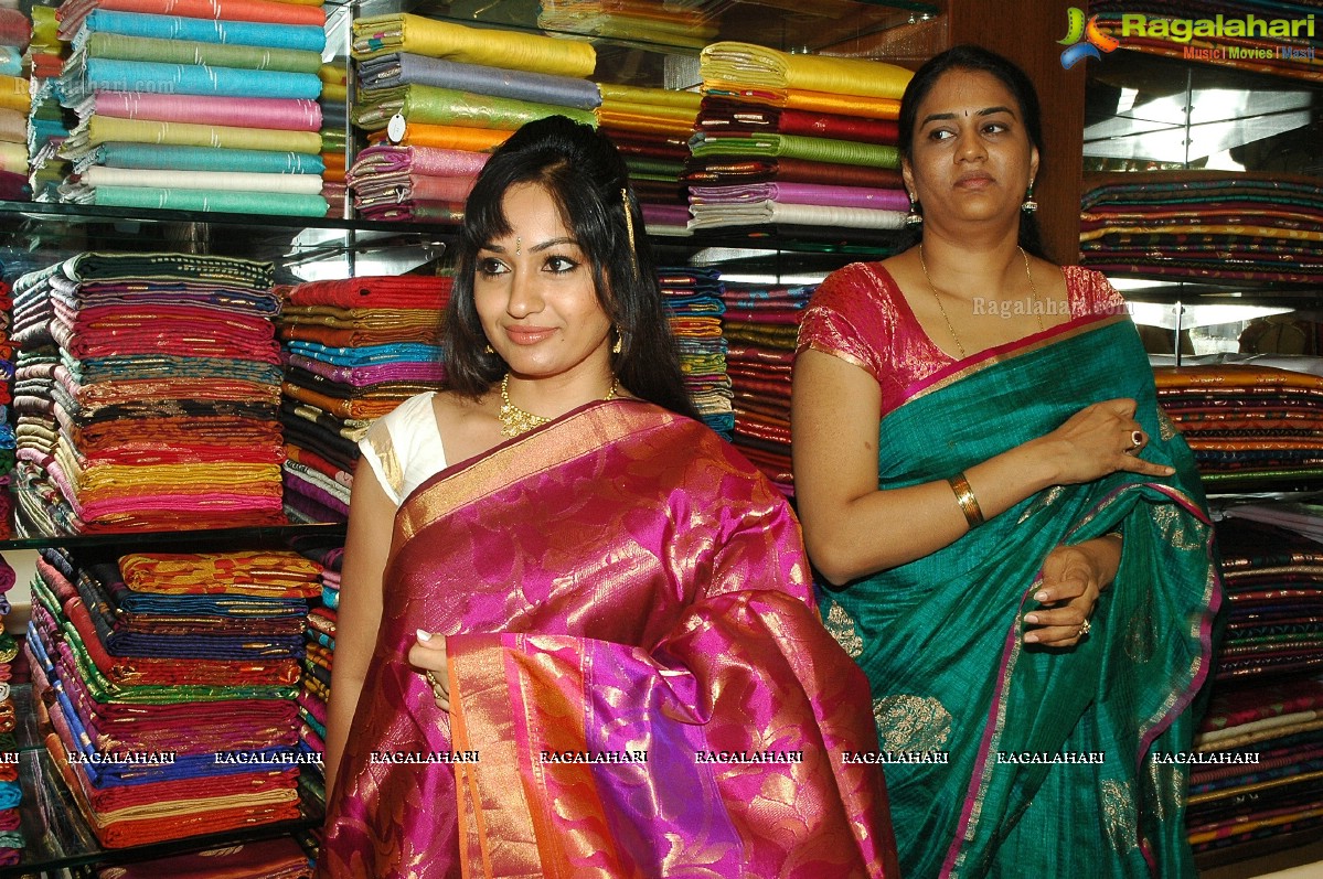 Madhavi Latha at Sreeja Fashions First Anniversary Discount Sale