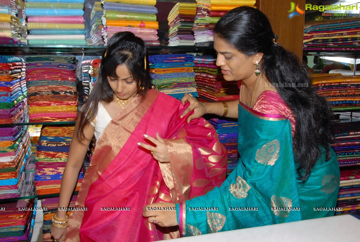 Madhavi Latha at Sreeja Fashions First Anniversary Discount Sale