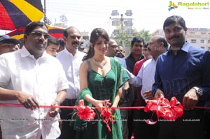 Shruti Haasan Launches Malabar Gold & Diamonds at Dilsukhnagar, Hyderabad