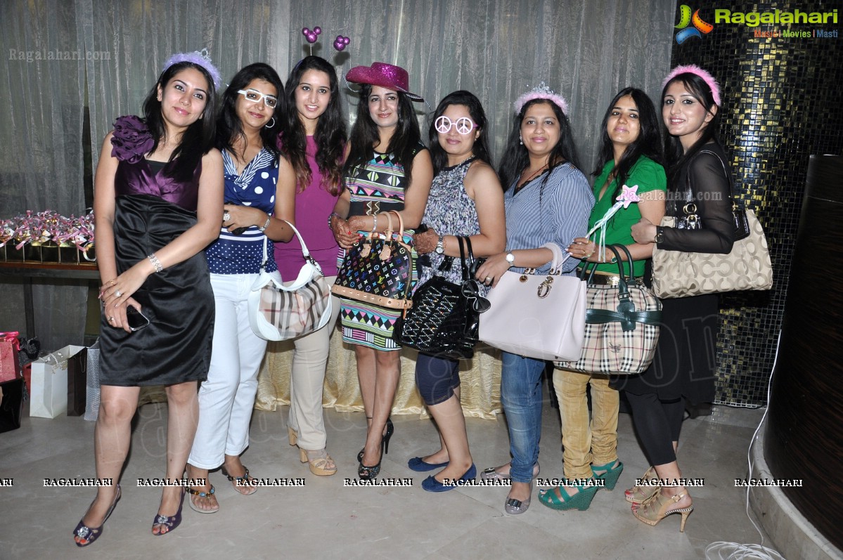 Manisha Kapoor 2012 Birthday Function