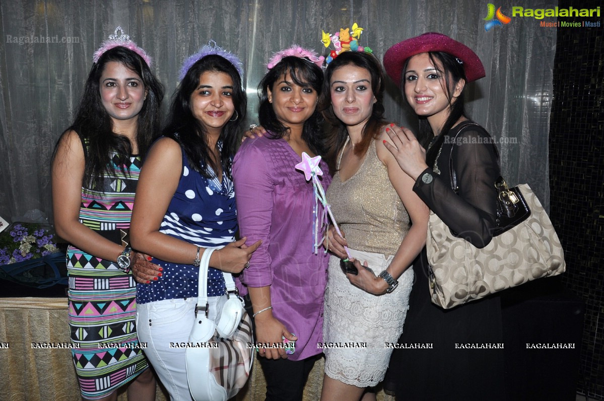 Manisha Kapoor 2012 Birthday Function